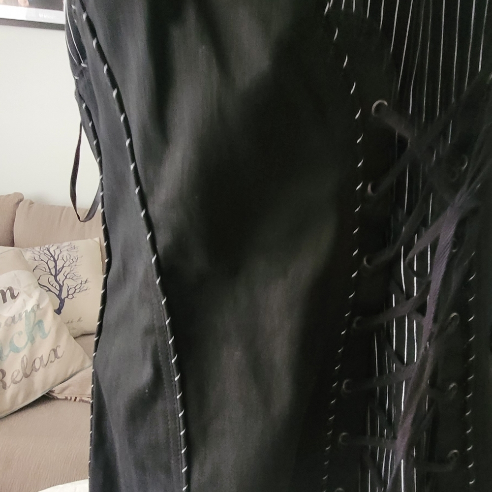TORRID VINTAGE TRIPP CORSET NEW UNIQUE. - Picture 14 of 16